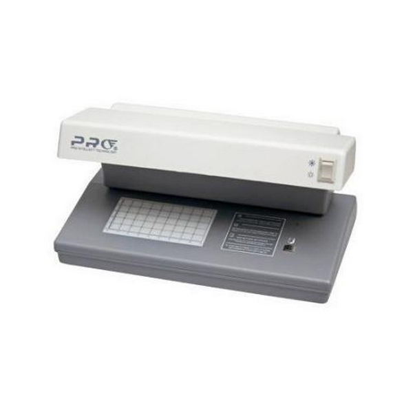 Детектор валют PRO-12PM LED зручний і гранично простий в управлінні, можна перевіряти банкноти віялом, стійкий до стрибків напруги в мережі, підходить для купюр будь-якого розміру